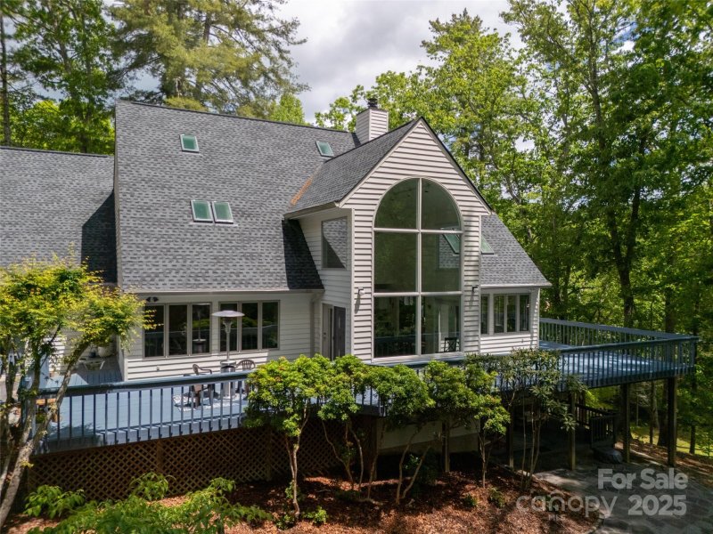 Property image 2 of 363 Rickel Drive in Wilson Farm, Hendersonville, NC 28739