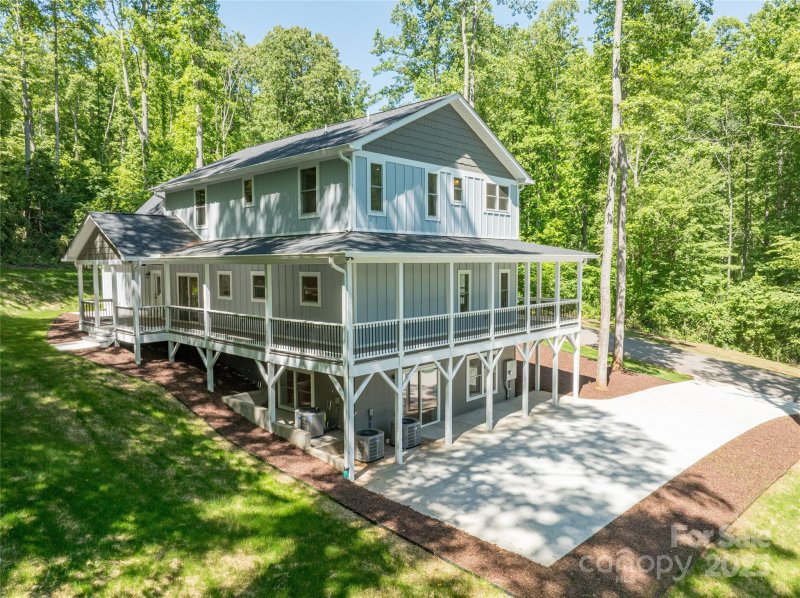 Property image 2 of 68 Bamboo Trail in Ashewood, Candler, NC 28715