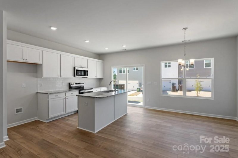 Property image 3 of 2720 Lehigh Road in Sloan Station, Charlotte, NC 28208