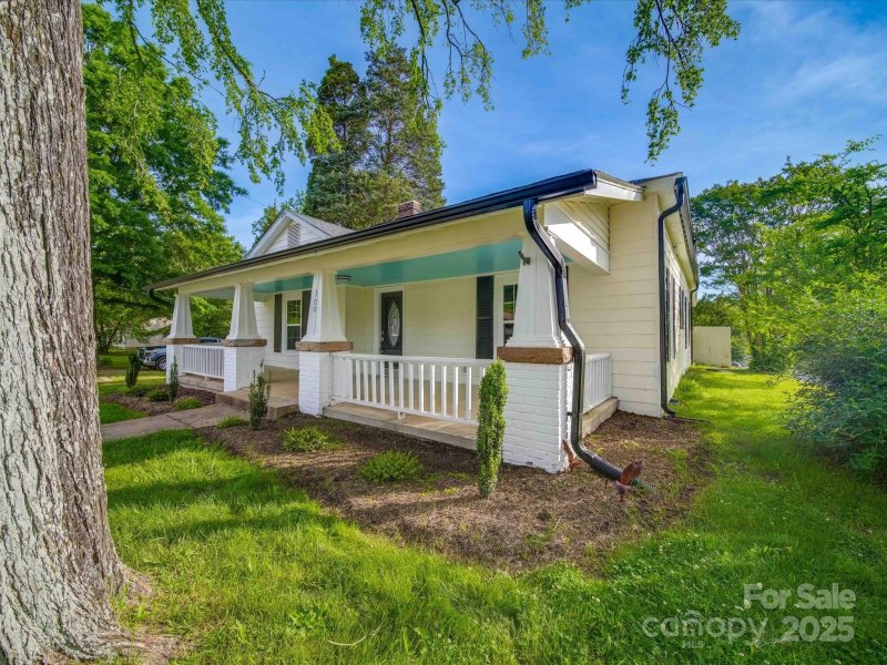 Property image 2 at 300 W 12th Street, Salisbury, NC 28144