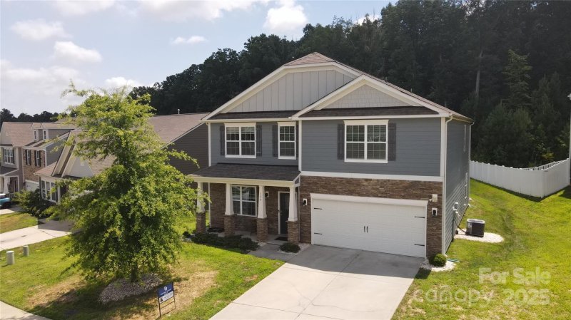 Property image 2 of 184 Cherry Birch Street in Atwater Landing, Mooresville, NC 28117