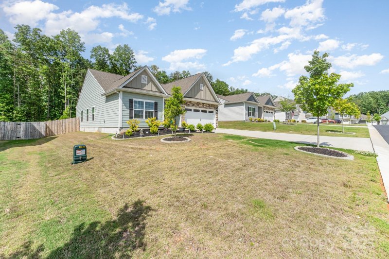 Property image 3 at 160 Tanner Loop, Troutman, NC 28166