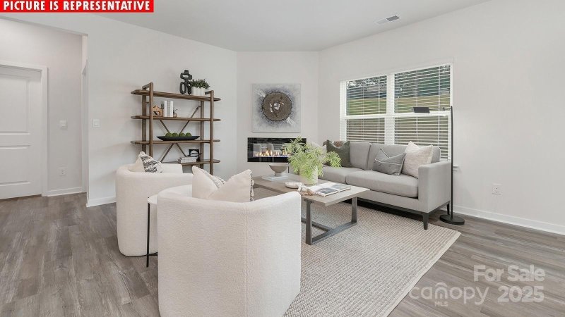 Property image 4 at 11132 Cardinal Creek Avenue, Charlotte, NC 28215