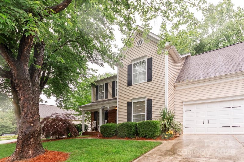 Property image 2 at 8532 Piccone Brook Lane, Charlotte, NC 28216