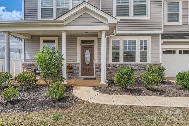 Property image 3 at 8726 Addingham Drive, Charlotte, NC 28269