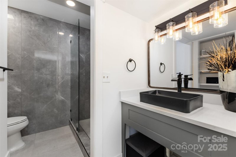 Property image 5 of 6824 Cortez Trail in Hickory Ridge, Charlotte, NC 28227