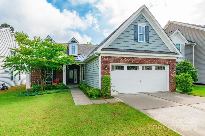 Property image 2 at 640 Mackenzie Falls Drive, Fort Mill, SC 29715