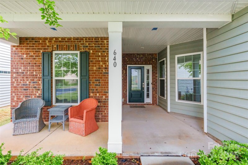 Property image 3 at 640 Mackenzie Falls Drive, Fort Mill, SC 29715