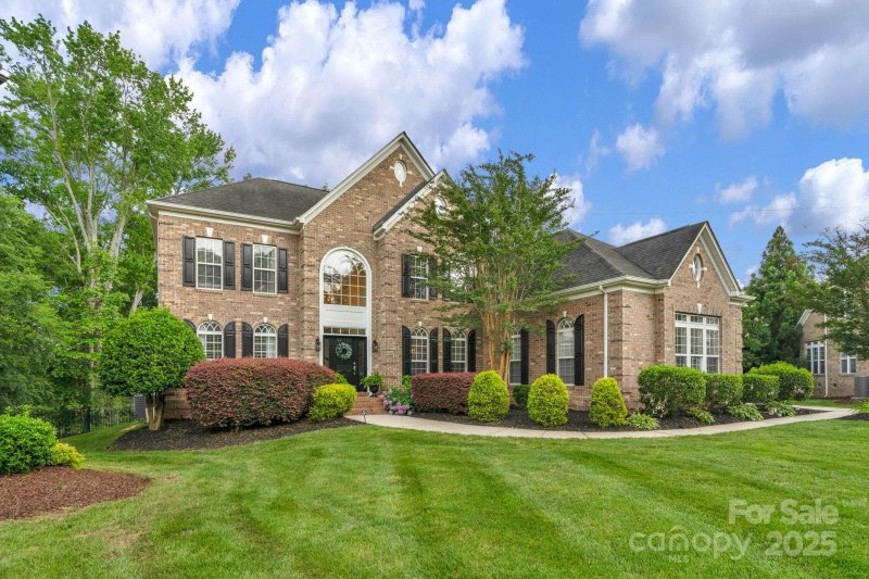 Property image 2 at 7501 Cleyera Circle, Waxhaw, NC 28173