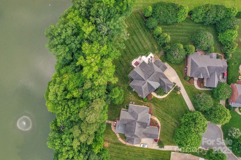 Property image 3 at 7501 Cleyera Circle, Waxhaw, NC 28173