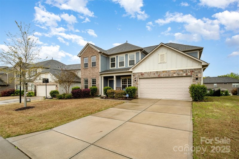 Property image 3 at 2014 Drawbridge Drive, Fort Mill, SC 29707