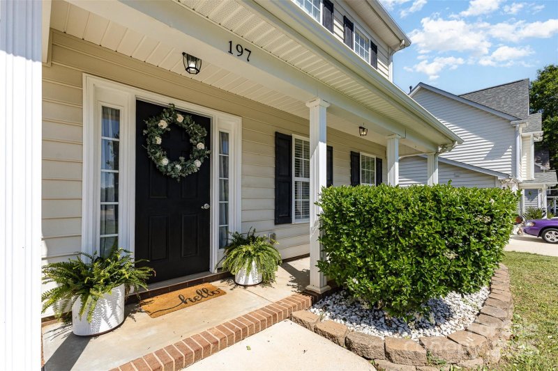 Property image 5 of 197 Devon Forest Drive in Tall Oaks, Mooresville, NC 28115