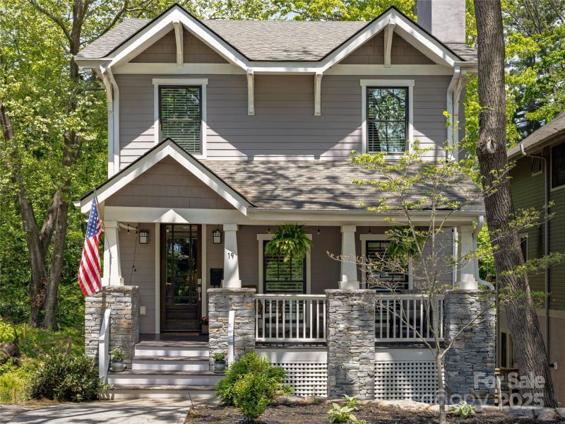 Property image 3 at 19 Birch Street, Asheville, NC 28801