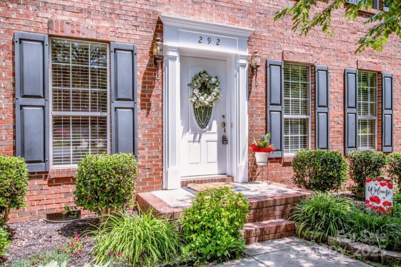Property image 4 at 292 Rose Street, Mooresville, NC 28117