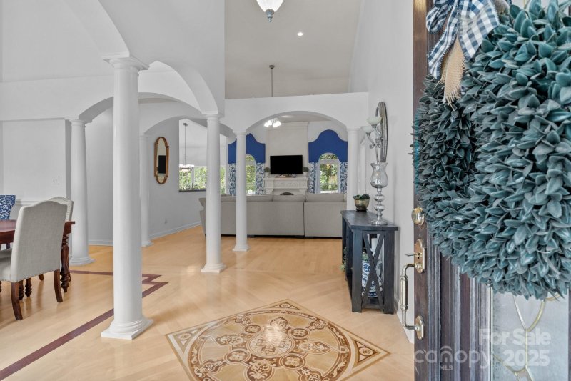 Property image 4 at 400 Maymont Drive, Cramerton, NC 28032