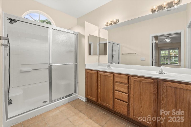 Property image 4 at 9430 Duckhorn Drive, Charlotte, NC 28277