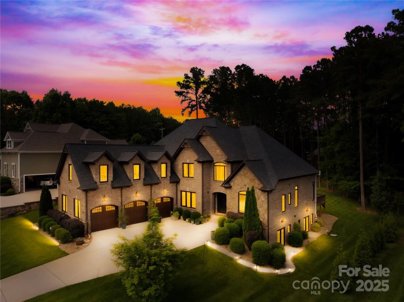 Property image 3 at 107 Blue Ridge Trail, Mooresville, NC 28117