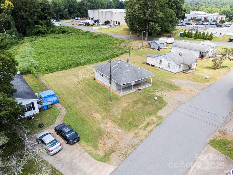 Property image 5 of 206 13th Street in Riverside Drive, Belmont, NC 28012