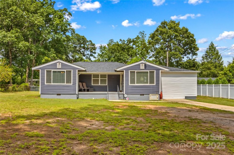 Park Grove, Statesville Community