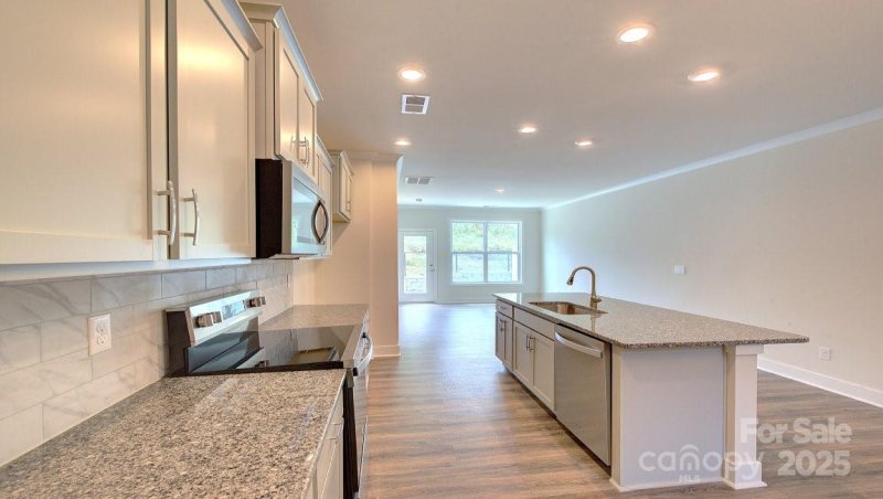 Property image 4 of 108 Sugg Trail in Pleasant Grove Townhomes, Weaverville, NC 28787