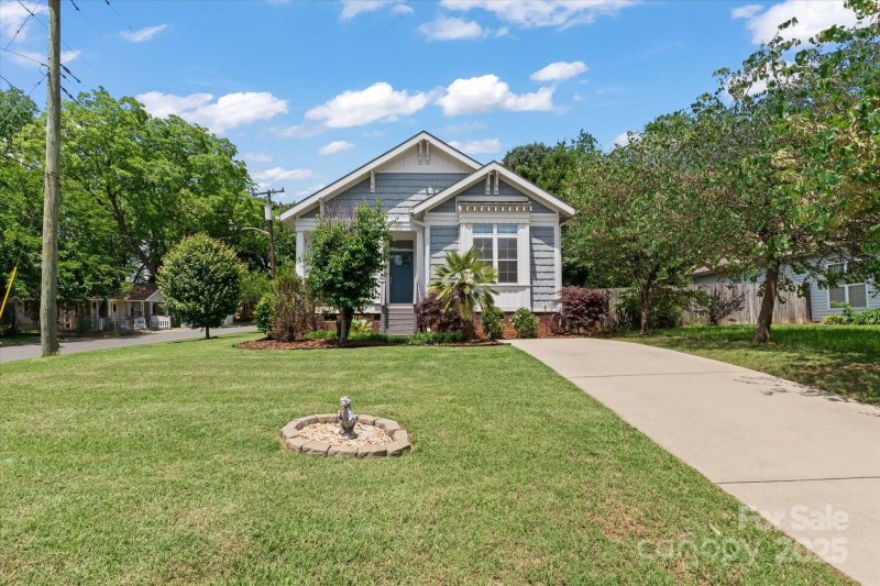Property image 2 at 1201 Pegram Street, Charlotte, NC 28205