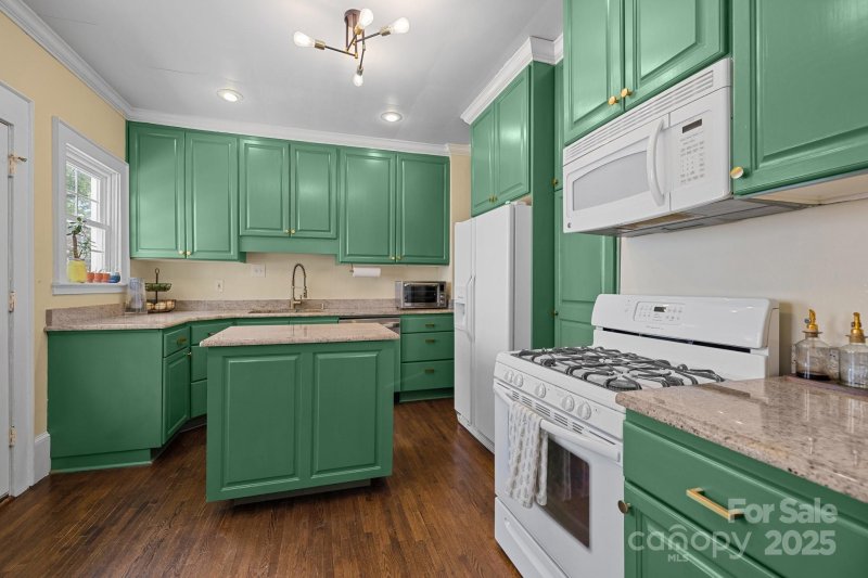 Property image 5 at 509 W Sixth Avenue, Gastonia, NC 28052