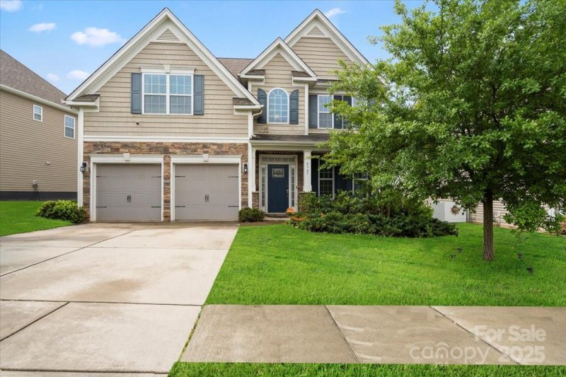 8347 Dallas Bay Road