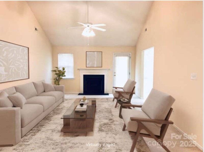 Property image 3 at 318 Linsbury Court, Gastonia, NC 28056