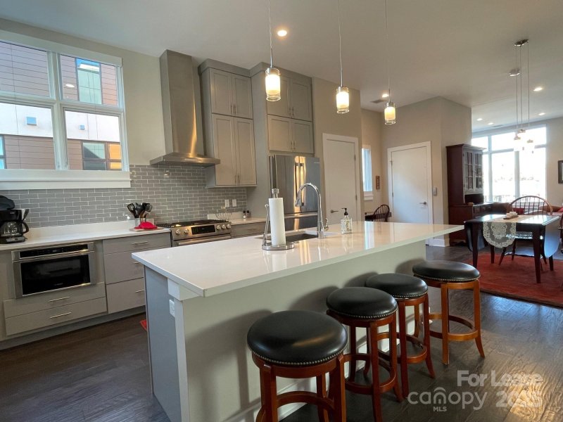 Property image 3 at 2 Bauhaus Court, Asheville, NC 28801