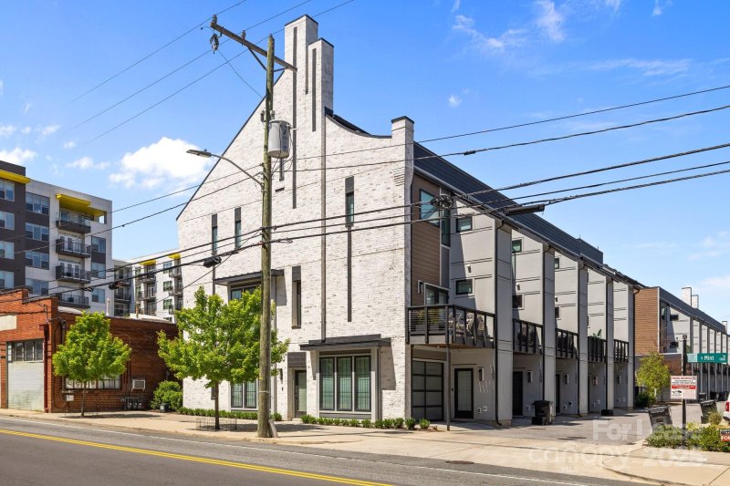 Property image 5 at 1207 Minter Place, Charlotte, NC 28203