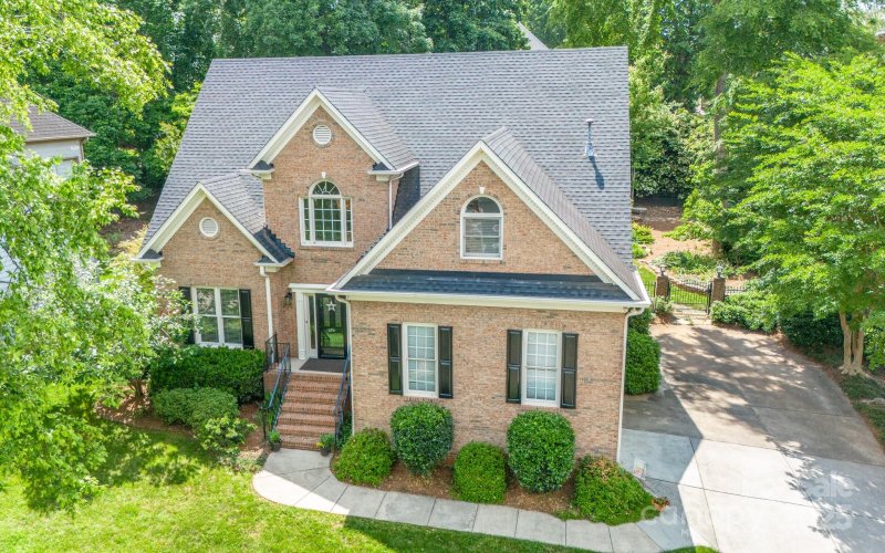 11724 Brambleton Court