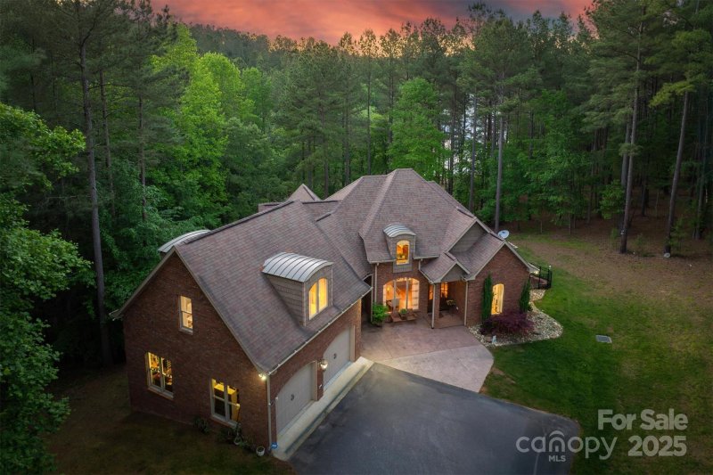 Property image 2 at 2163 W Paradise Harbor Drive, Connelly Springs, NC 28612