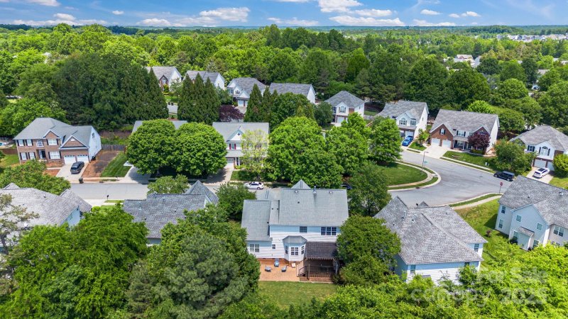 Property image 5 of 1458 Bedlington Drive in Highland Creek, Charlotte, NC 28269