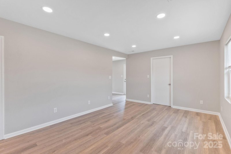Property image 5 at 2511 Linwood Road, Gastonia, NC 28052
