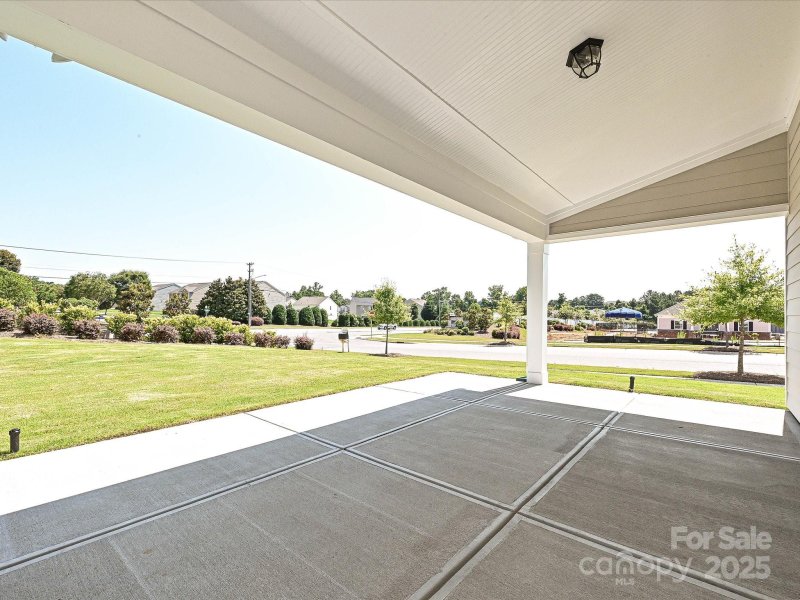 Property image 4 at 2046 Sabra Street, Gastonia, NC 28054