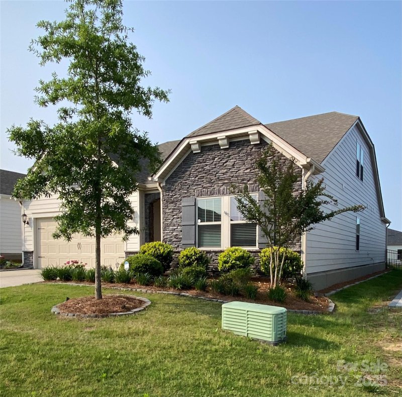 Property image 3 at 1825 Lotus Lane, Denver, NC 28037