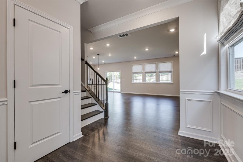 Property image 4 at 16042 River Tree Lane, Charlotte, NC 28278