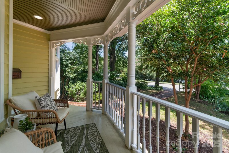 Property image 4 of 416 E Park Avenue in Dilworth, Charlotte, NC 28203