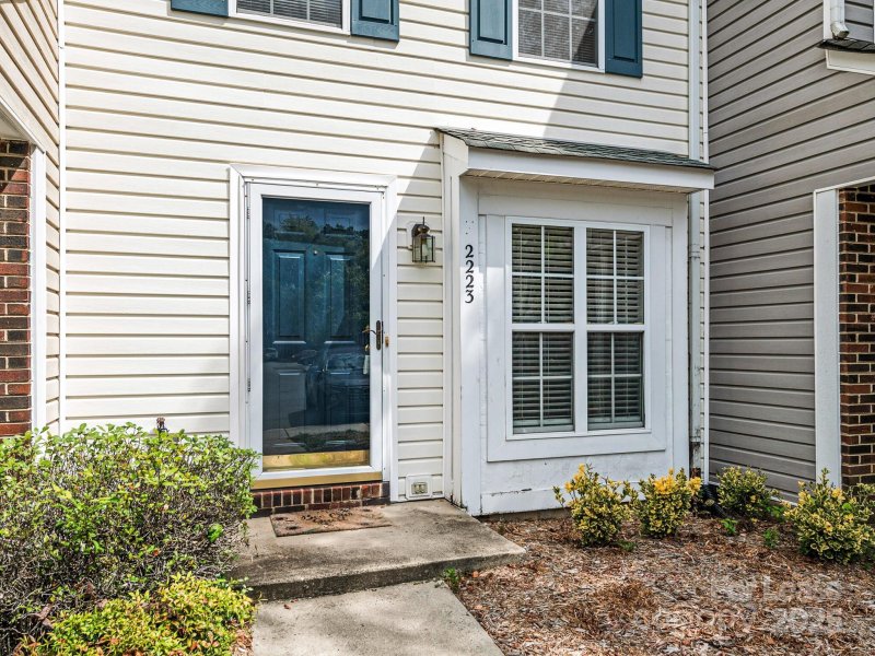 Property image 2 at 2223 Cigar Court, Charlotte, NC 28273