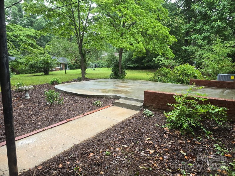 Property image 3 at 520 Crestview Drive, Albemarle, NC 28001