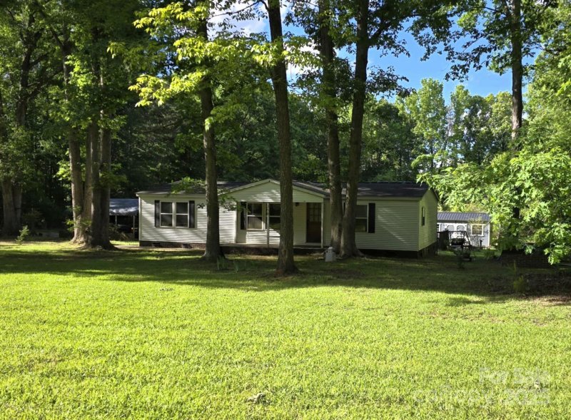 850 Meadowbend Drive