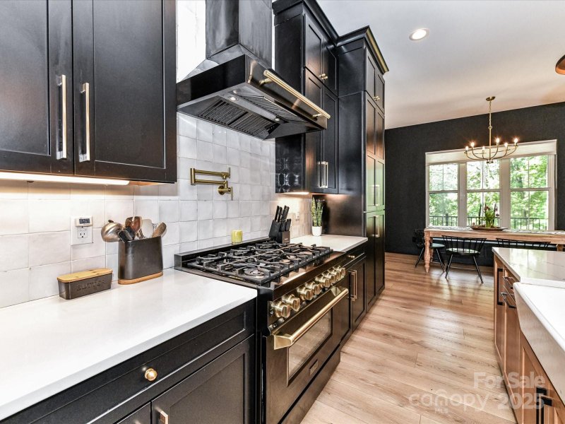 Property image 4 of 167 Greenbay Road in Greenbay Forest, Mooresville, NC 28117