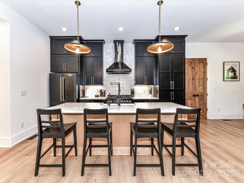 Property image 5 of 167 Greenbay Road in Greenbay Forest, Mooresville, NC 28117