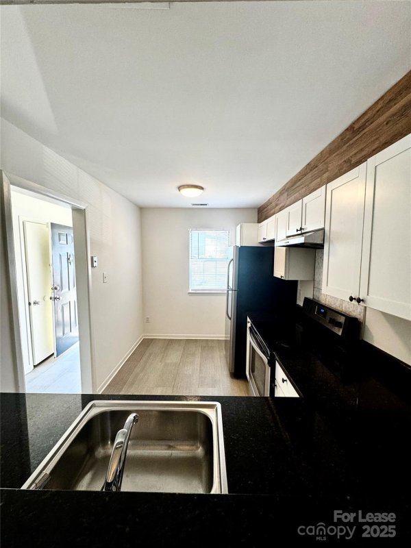 Property image 4 at 6102 Heath Ridge Court, Charlotte, NC 28210