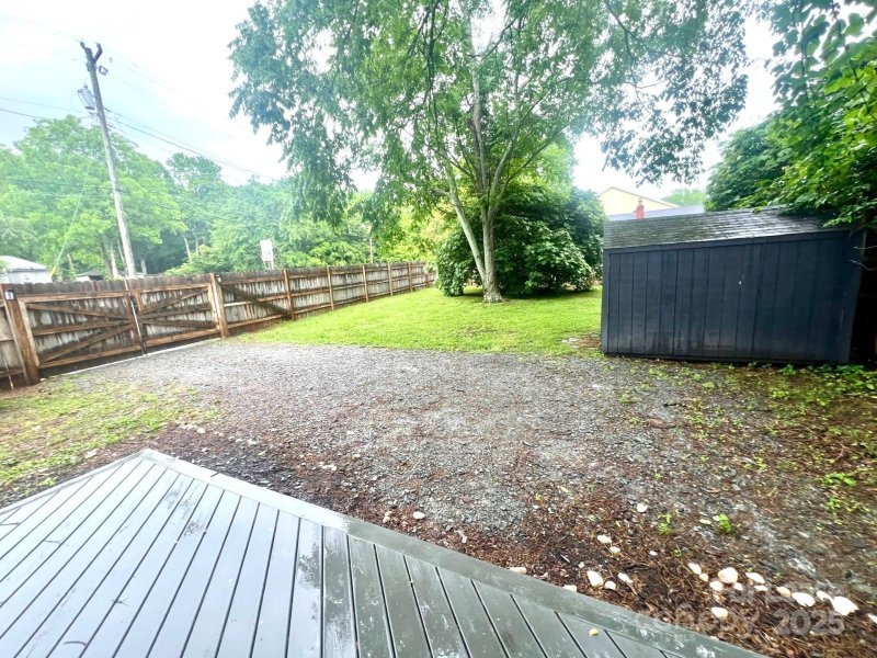 Property image 3 at 320 Skyland Avenue, Charlotte, NC 28205