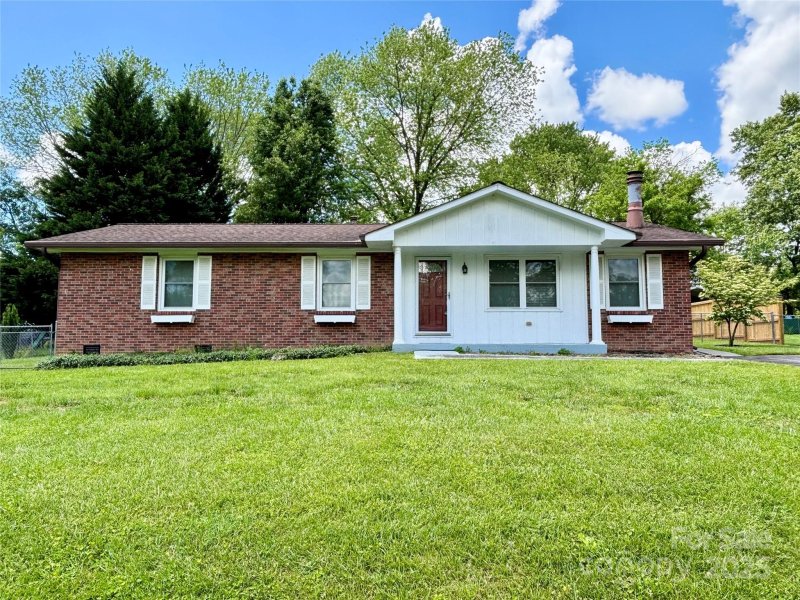 Maplewood, Hendersonville Community