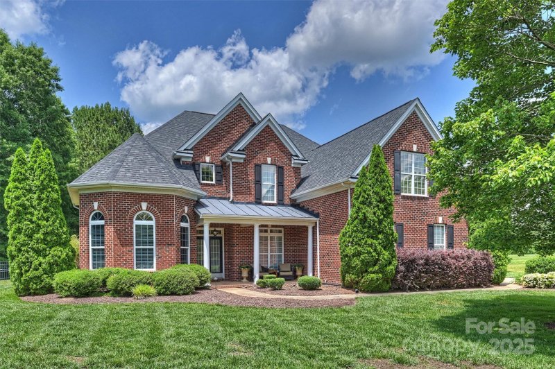 2300 Lord Anson Drive