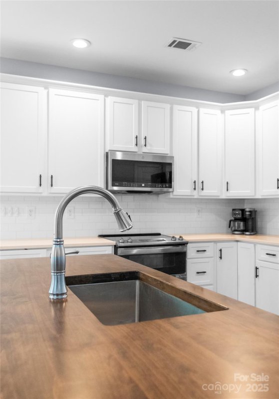 Property image 5 at 15301 Marsh Field Court, Huntersville, NC 28078