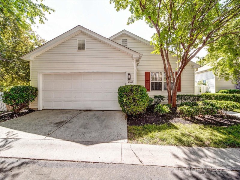 Property image 2 at 9360 Meadowmont View Drive, Charlotte, NC 28269