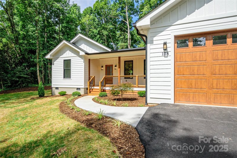 Property image 2 at 118 W Laurel Lane, Etowah, NC 28729